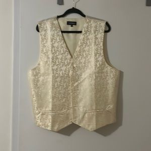 Men’s vest with 2 ties, cuffs and handkerchief